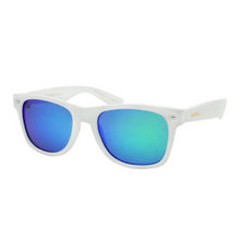 Load image into Gallery viewer, Wayfarer Sunglasses in White
